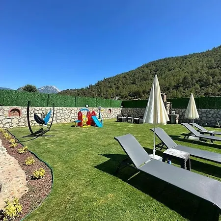 Villa Essiz Doga Manzarali Belen (Fethiye)